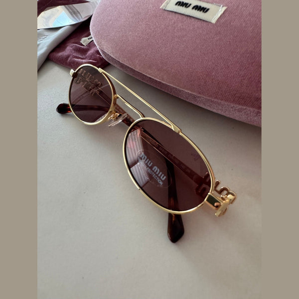 משקפי שמש מיו מיו