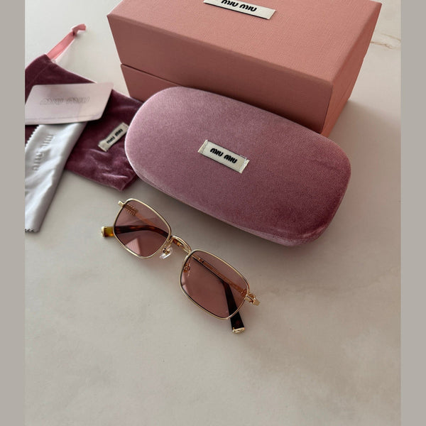 מיו מיו מלבן