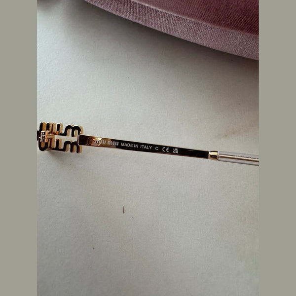 מיו מיו מסגרת מתכת דקה