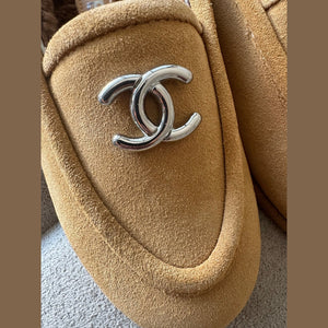 Chanel MOCCASINS fur מלאי