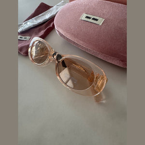 מיו מיו משקפי שמש