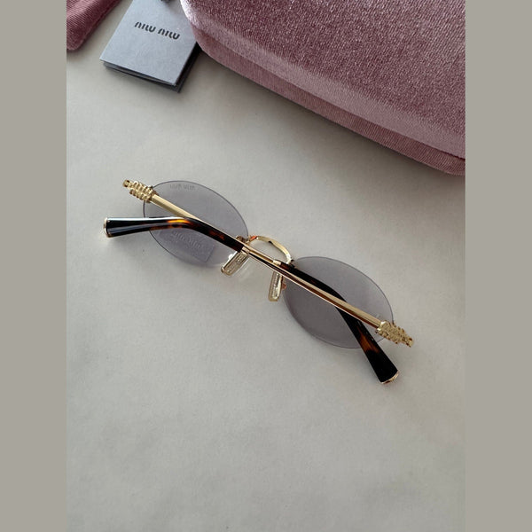 מיו מיו אובל