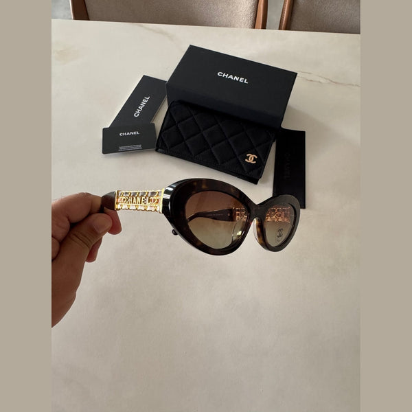 משקפי שמש שאנל