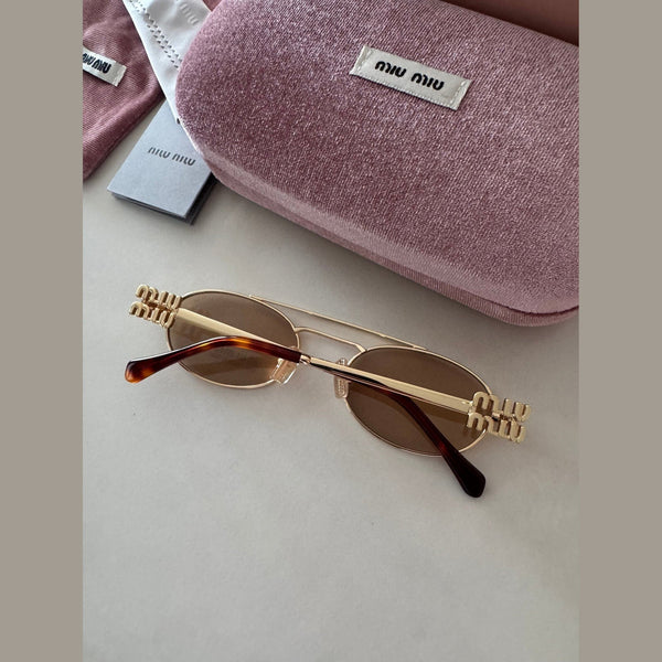 מיו מיו משקפי שמש