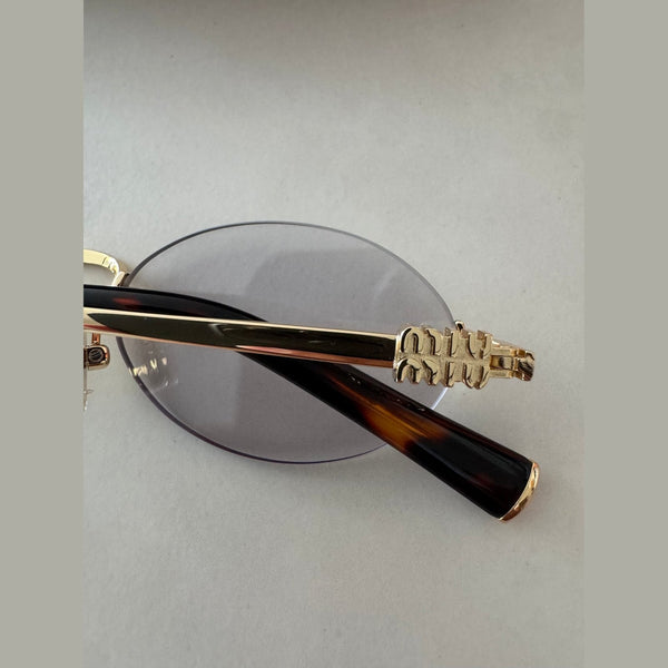 מיו מיו אובל