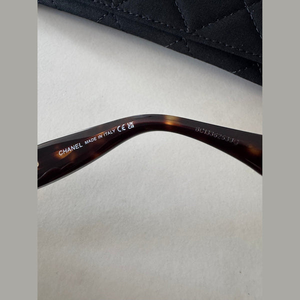 משקפי שמש שאנל