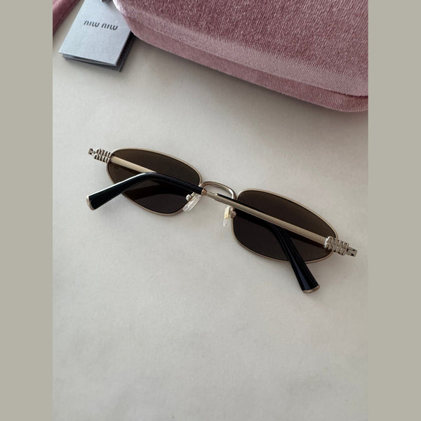 מיו מיו משקפי שמש