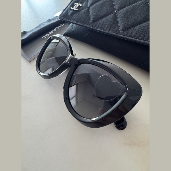 משקפי שמש שאנל