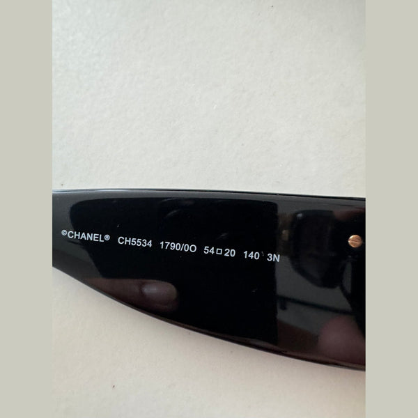 משקפי שמש שאנל