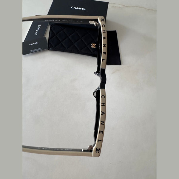 שאנל משקפי שמש