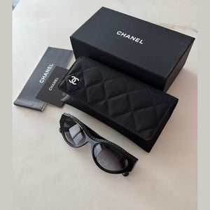 משקפי שמש שאנל