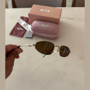 מיו מיו משקפי שמש