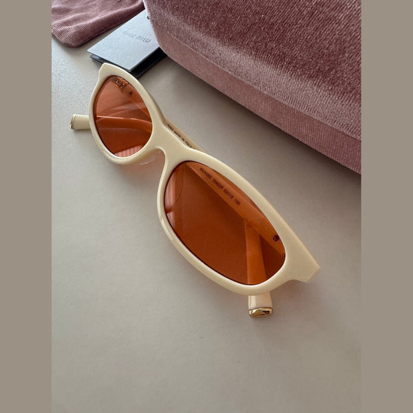 מיו מיו חתוליות מסגרת