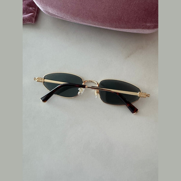 מיו מיו משקפי שמש