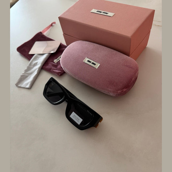 מיו מיו חתוליות מסגרת עבה