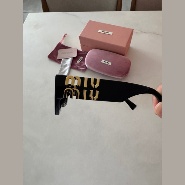 מיו מיו חתוליות מסגרת עבה