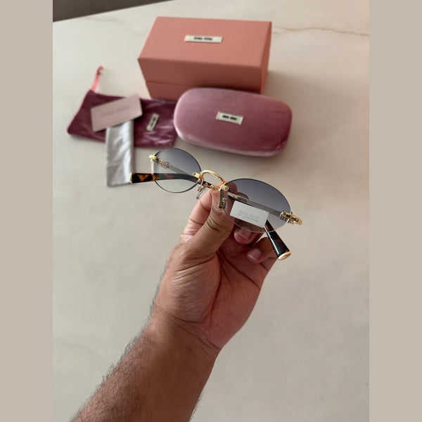 מיו מיו אובל