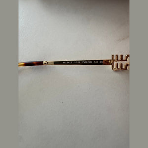 משקפי שמש מיו מיו