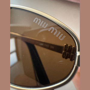 מיו מיו משקפי שמש