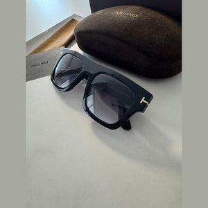 משקפי שמש טום פורד