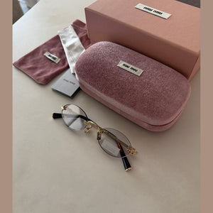 מיו מיו אובל