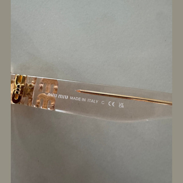 מיו מיו משקפי שמש