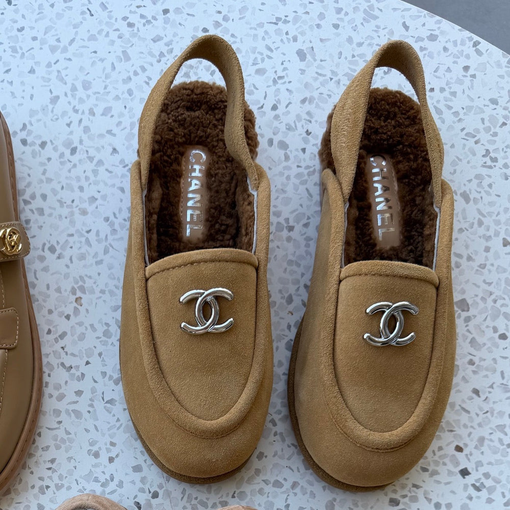 Chanel MOCCASINS fur מלאי