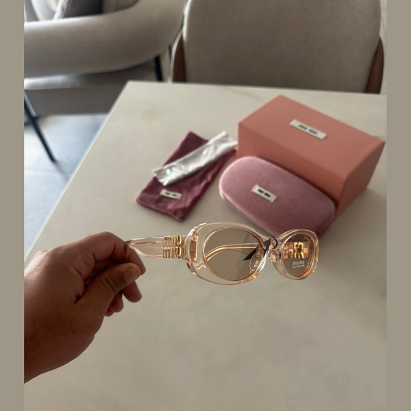 מיו מיו משקפי שמש