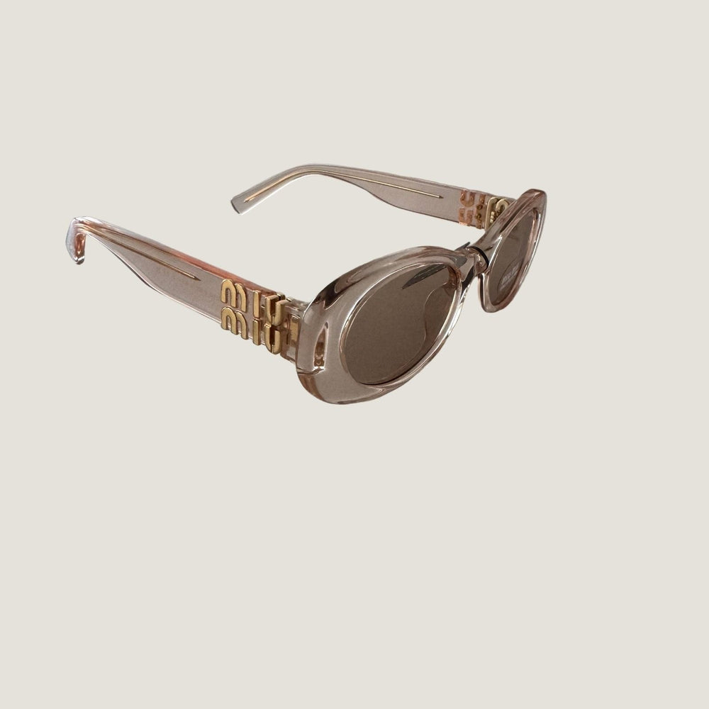 מיו מיו משקפי שמש