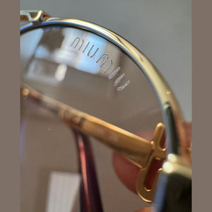 מיו מיו משקפי שמש