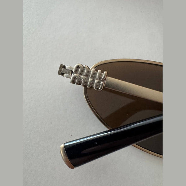 מיו מיו משקפי שמש