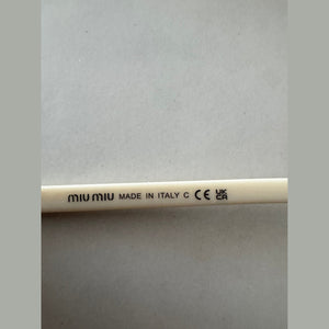 מיו מיו חתוליות מסגרת