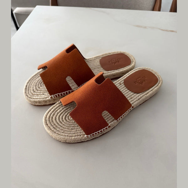 Hermas Antigua במלאי