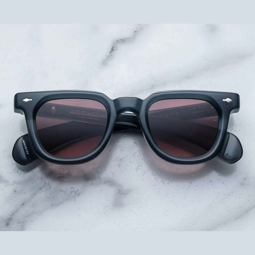 משקפי שמש Jacques Marie Mage אפור כהה פלסטיק, הגנת UVA/UVB, רפידות אף מתכווננות.
