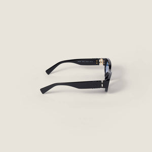 מיו מיו משקפי שמש מסגרת עבה שחורה לנשים