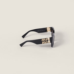 מיו מיו משקפי שמש מסגרת עבה שחורה לנשים