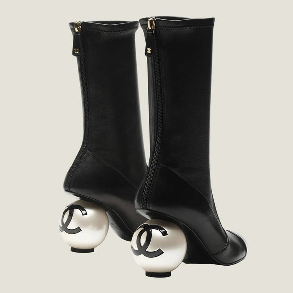 CHANEL Boots מלאי