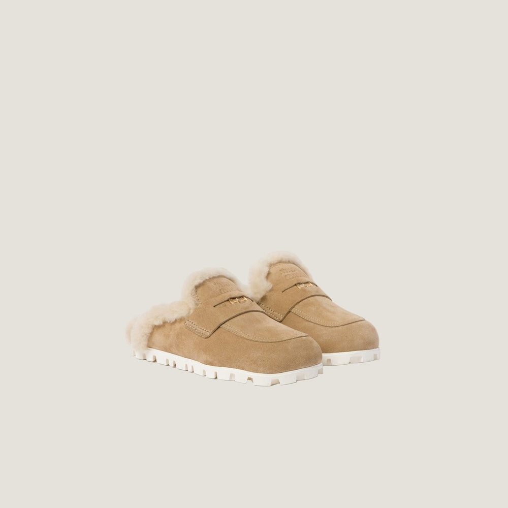 Miu Miu mules מלאי