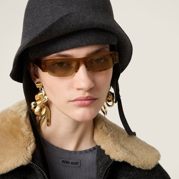 מיו מיו חתולי מסגרת - סגנון נצחי ועיצוב עמיד