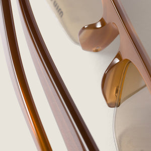 מיו מיו חתולי מסגרת - סגנון נצחי ועיצוב עמיד